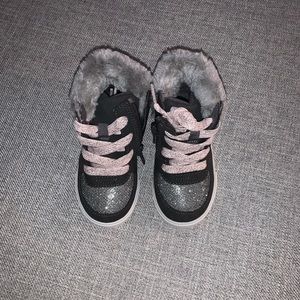 OshKosh sparkly silver high top sneakers